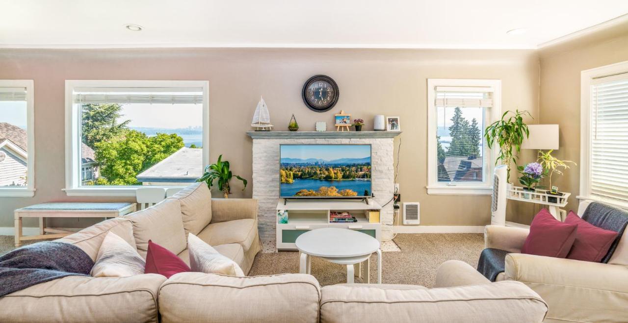 Sunrise On Lake Washington Villa Seattle Bagian luar foto